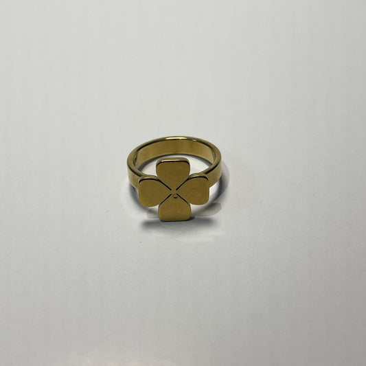 Gold-Leaf-Clover ring