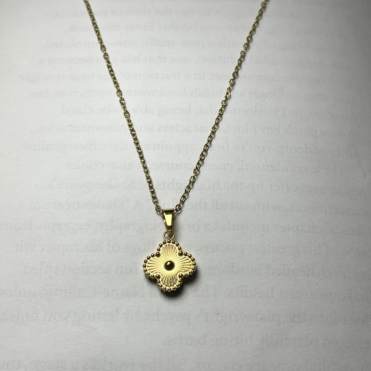 Gold-Clover Necklace