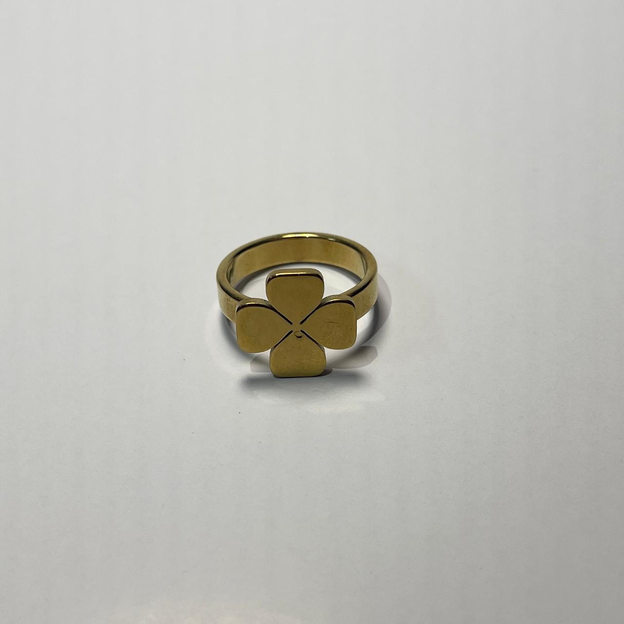Gold-Leaf-Clover ring
