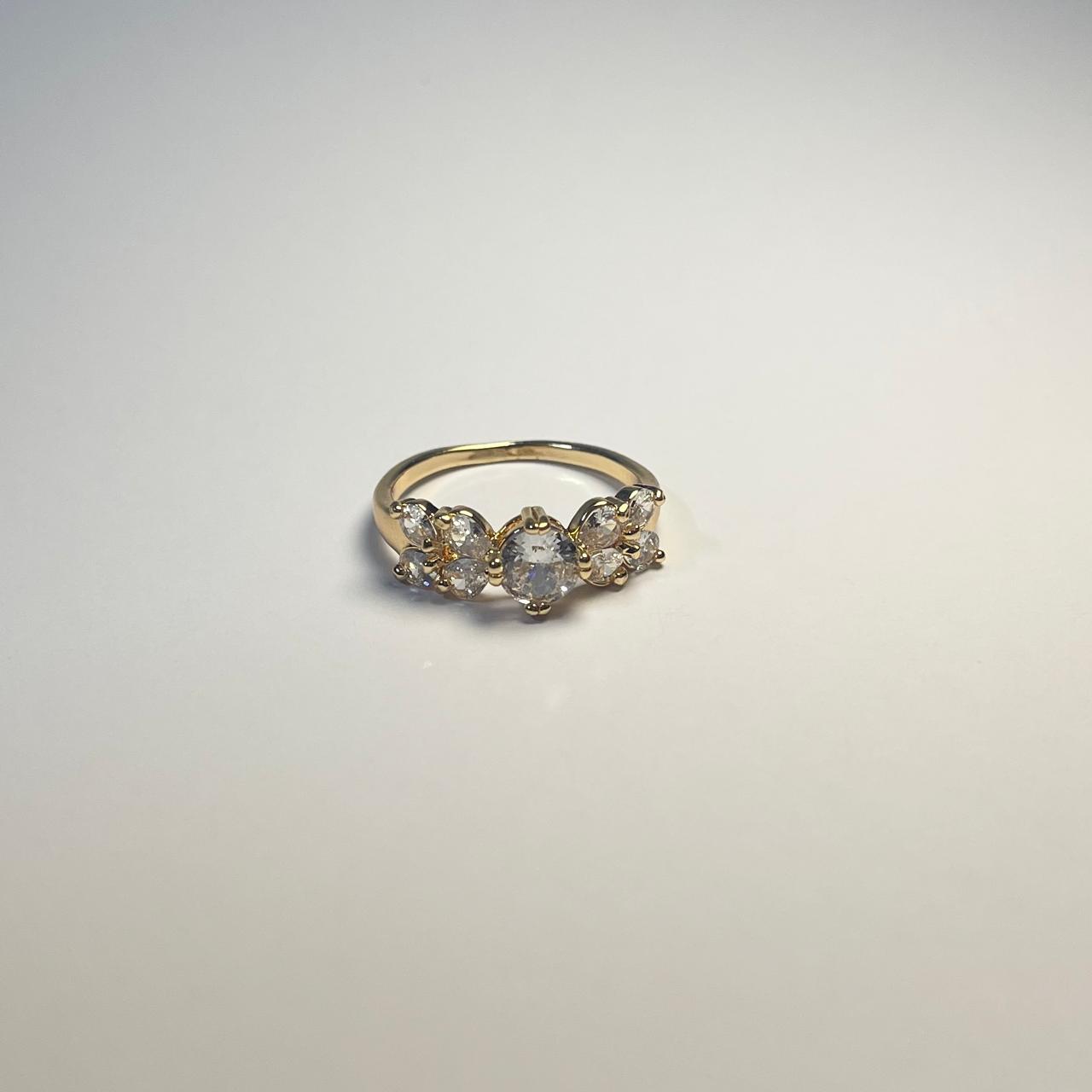 Cluster-Diamond ring
