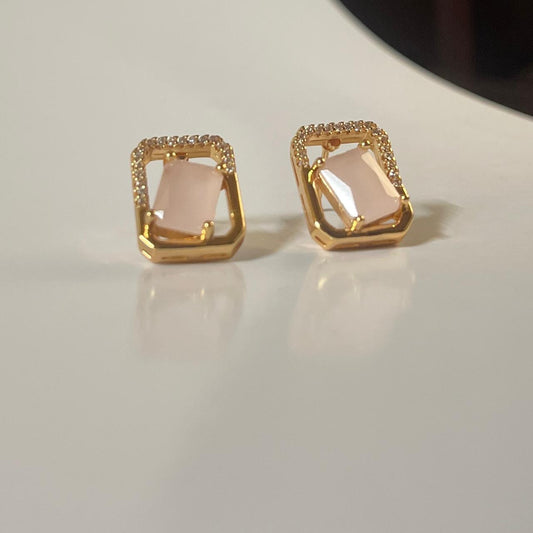 Pink-Quartz Stud